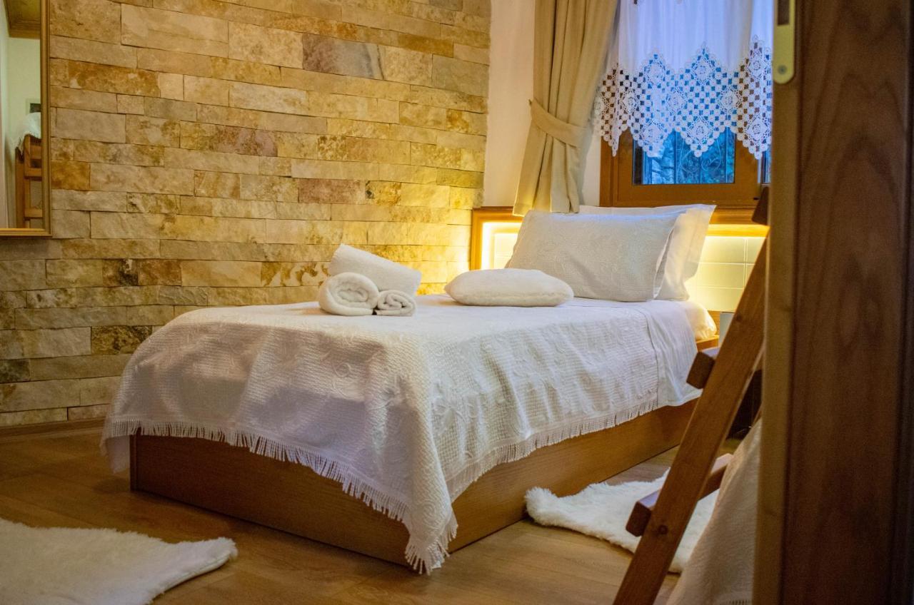Te Kalaja Rooms Gjirokastër Eksteriør billede
