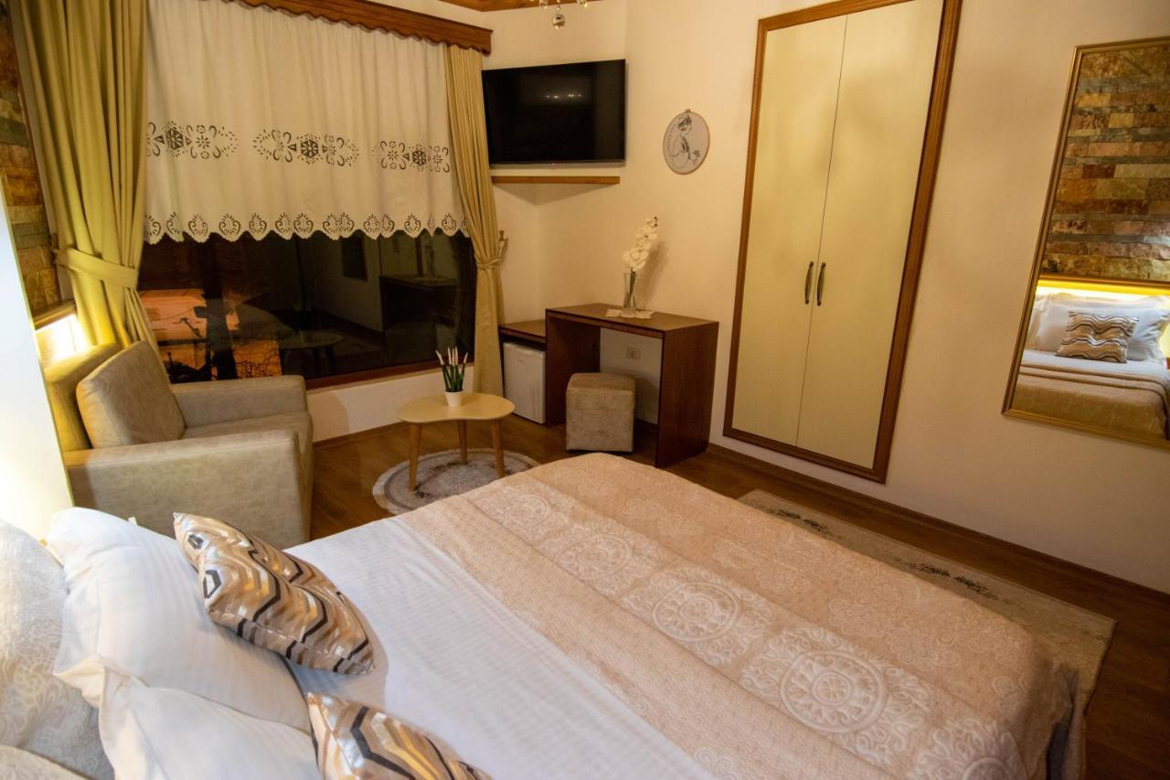 Te Kalaja Rooms Gjirokastër Eksteriør billede